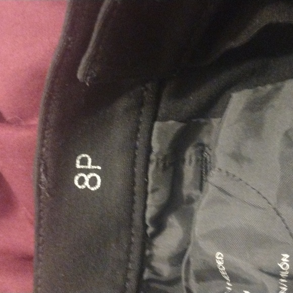 💜5/$25.00💜Ann Taylor Size 8P - Picture 6 of 6